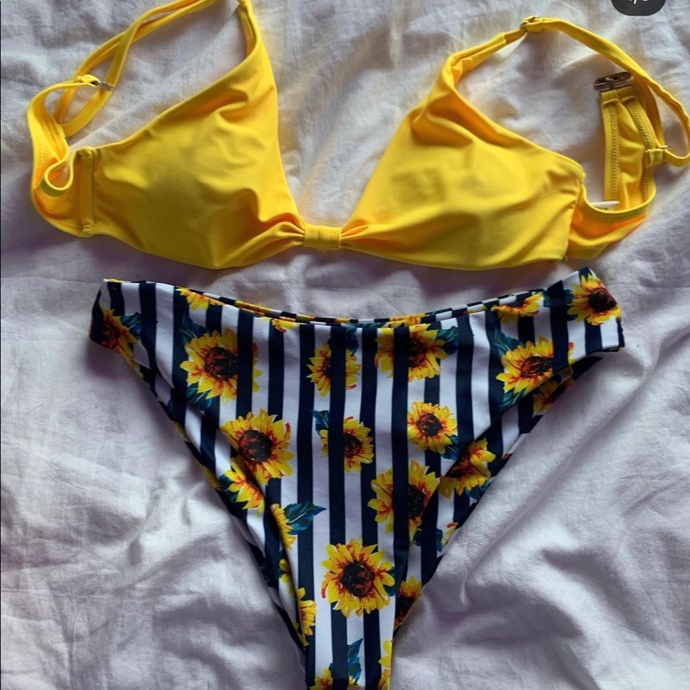 Yellow top with sunflower striped bottoms
